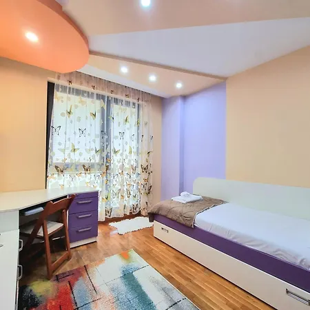 Premium Central View Apartment
